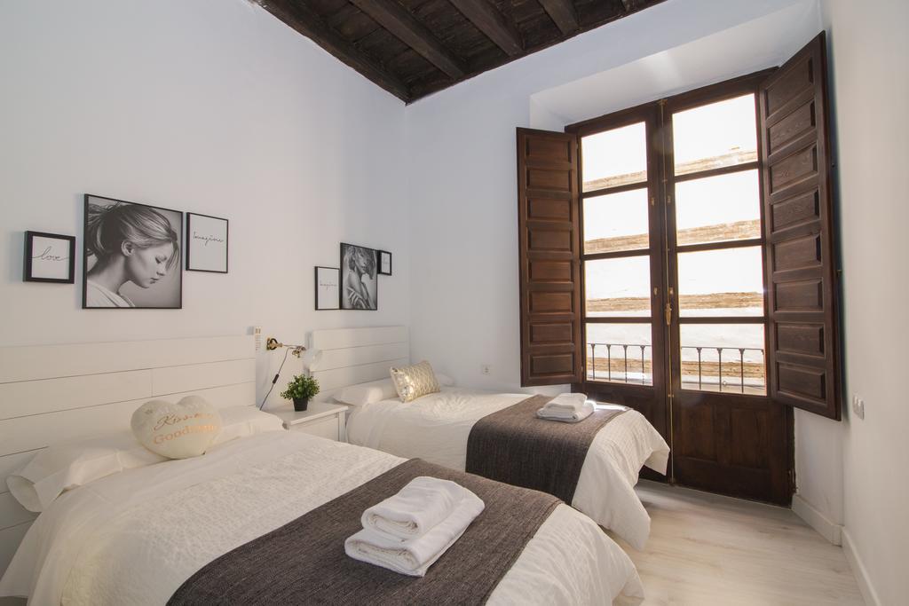 Zahira Suites Γρανάδα Εξωτερικό φωτογραφία